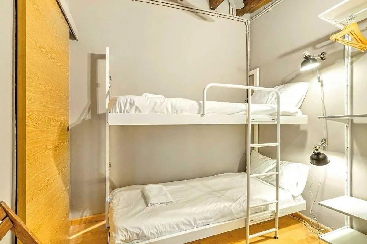 Апартаменты Paseo De Gracia Sunny 2Br Penthouse Барселона