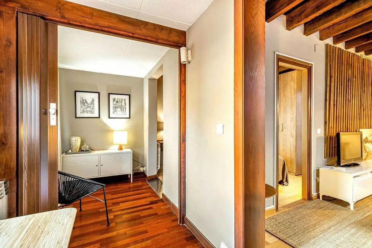 Апартаменты Paseo De Gracia Sunny 2Br Penthouse Барселона